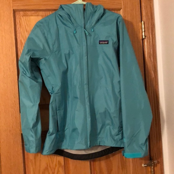 Patagonia Jackets & Blazers - Patagonia Rain Jacket